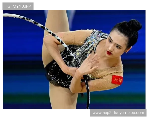 自由体操项目技巧与艺术表现并重，自由体操技术动作