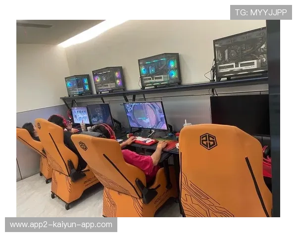 电竞选手训练期间是否需要强制断网管理，电竞职业选手训练时长