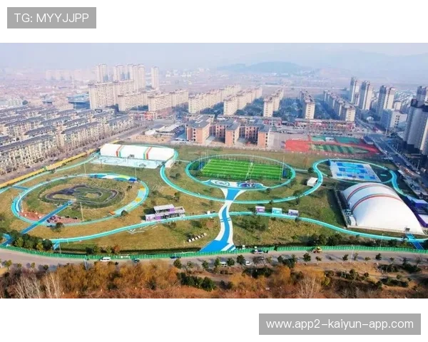社区足超推动“15分钟健身圈”建设，足球场成社区标配